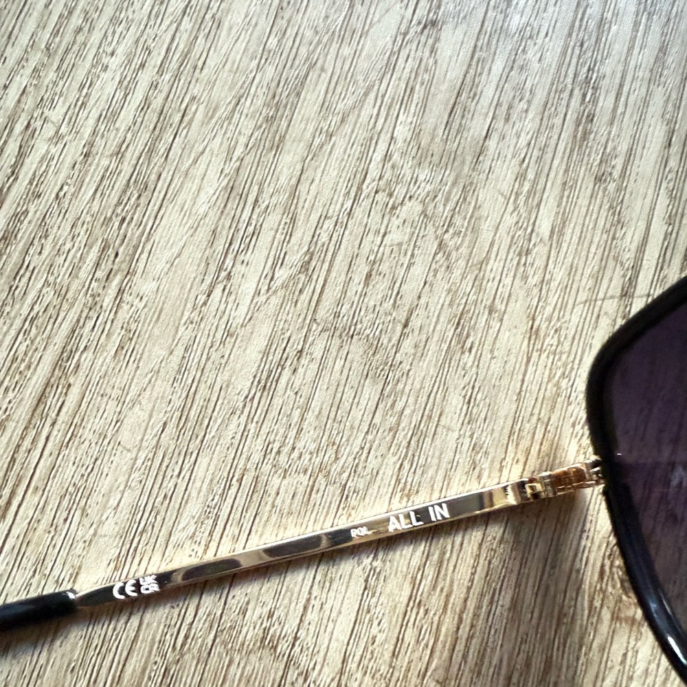 quay australia all in black & gold polarized aviator sunglasses eyewear NEW - Picture 4 of 4